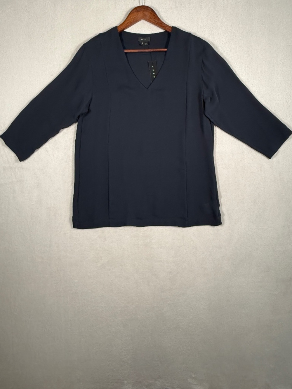 Theory Blouse Womens Medium Navy Madlan V Neck 3/4 Sleeve Silk Quiet Luxury NWT